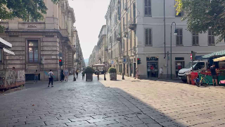 Ordinanza a Torino, porte chiuse nei negozi con il condizionatore acceso